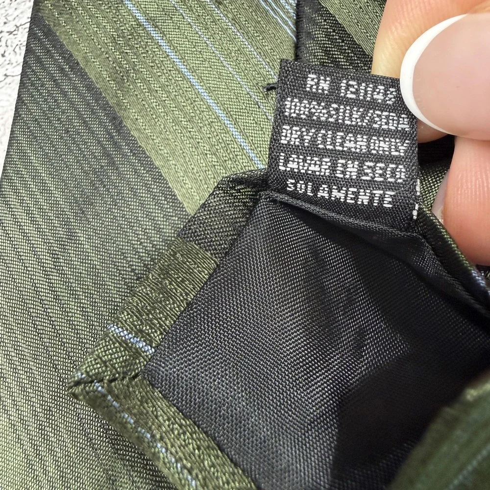 Arrow Silk Tie Mens One Size‎ Green Striped Woven Classic Logo 100% Silk Necktie